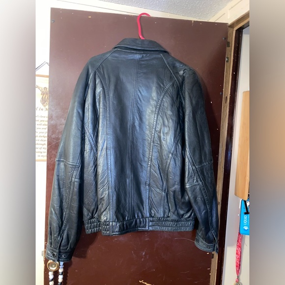 Kenneth Cole Reaction Leather Bomber Jacket - Picture 2 of 9